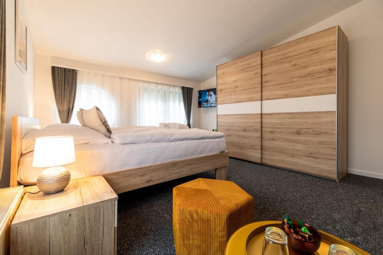 Four Roses Bed and Breakfast Ζάγκρεμπ Εξωτερικό φωτογραφία